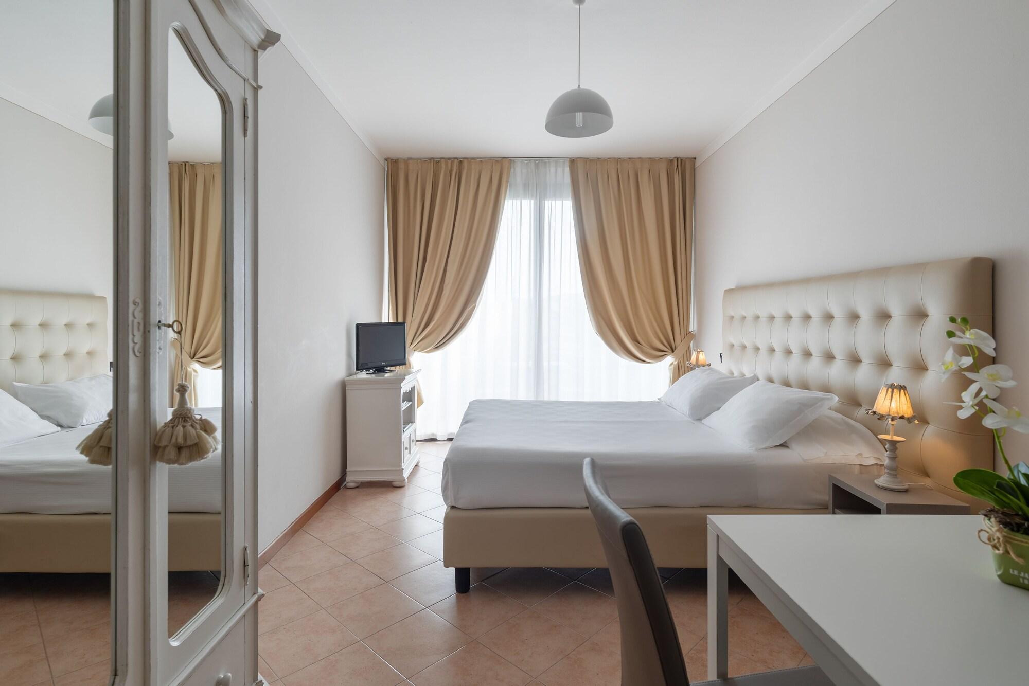 Il Sogno Apartments Дезенцано-дель-Гарда Экстерьер фото