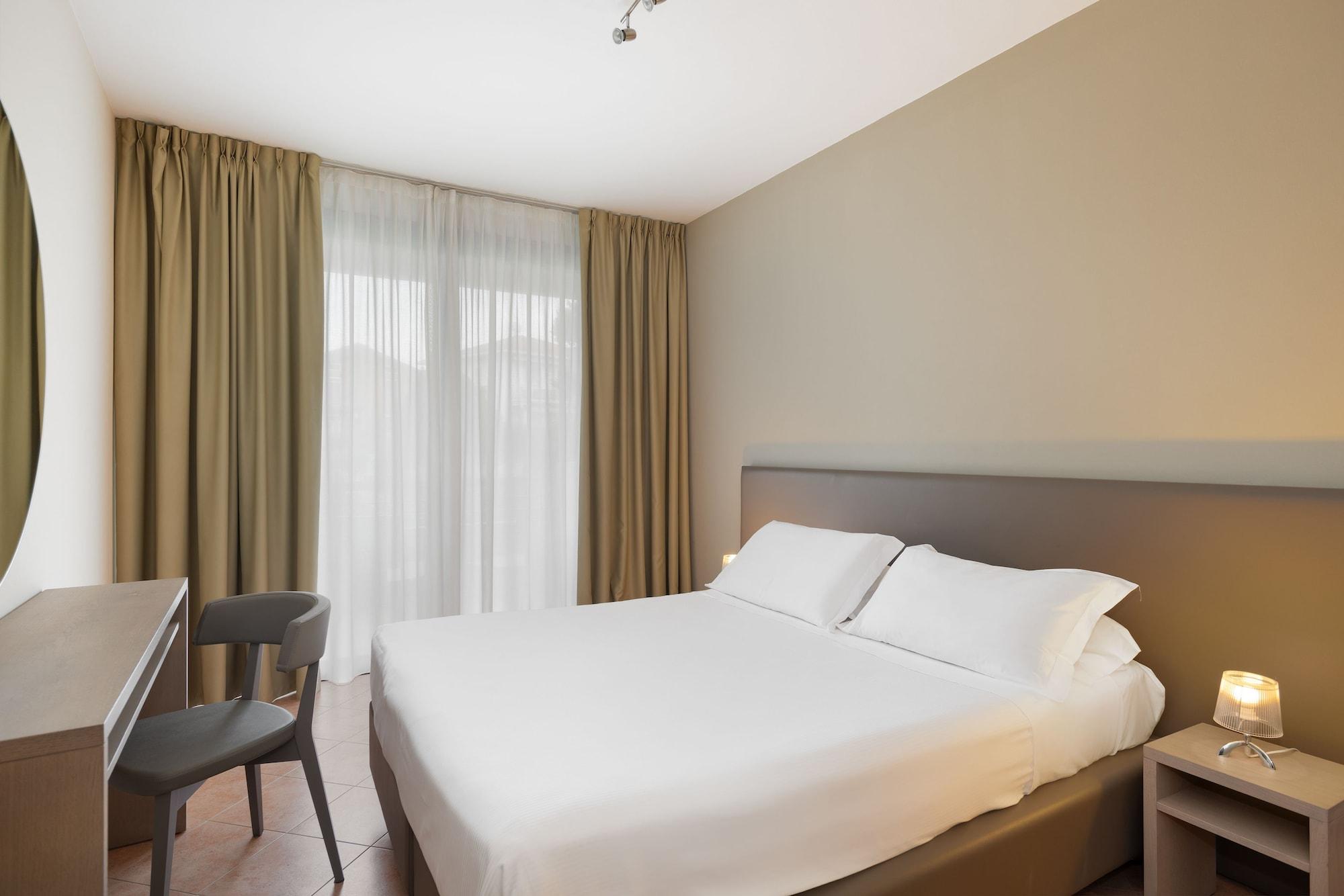 Il Sogno Apartments Дезенцано-дель-Гарда Экстерьер фото