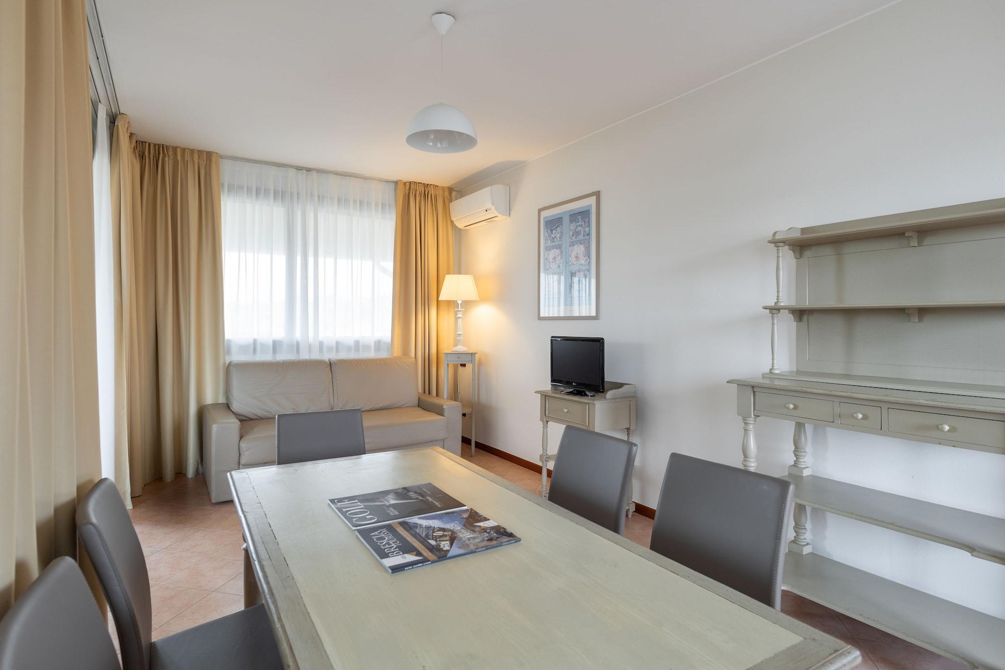Il Sogno Apartments Дезенцано-дель-Гарда Экстерьер фото