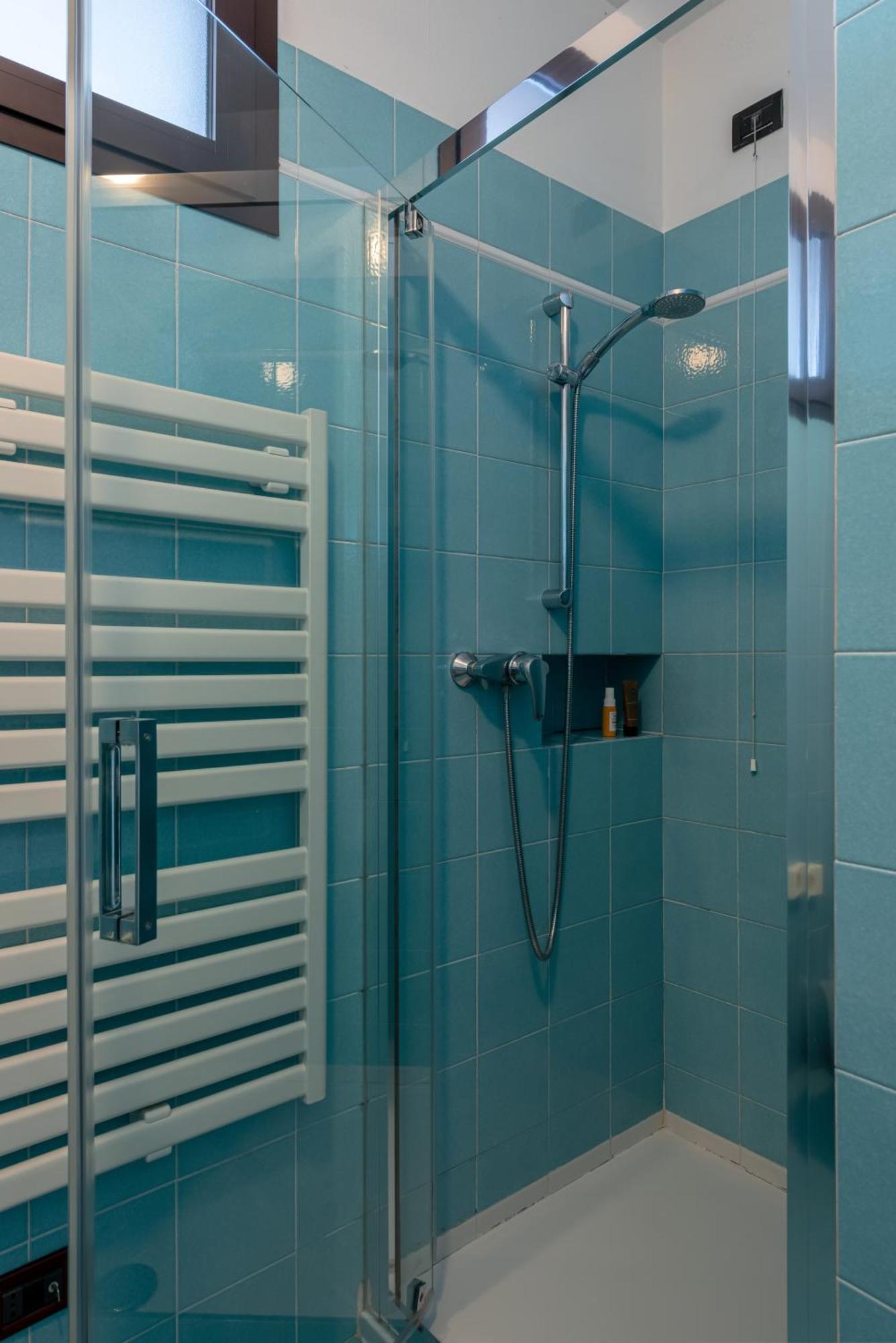 Il Sogno Apartments Дезенцано-дель-Гарда Экстерьер фото